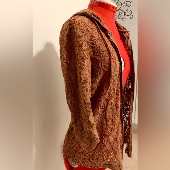 Boho Lace Hooded Zip-Up Light Jacket - Picture 4 of 6